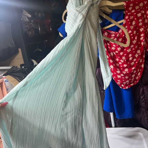 SHEIN Green Pleated Halter Sundress for Wedding Guest - Picture 3 of 3